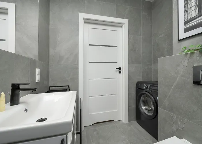 דירה Eleganckie We Wroclawiu Z Parkingiem I Biurkiem Do Pracy Zdalnej By Renters ורוצלב