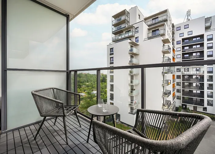 Eleganckie We Wroclawiu Z Parkingiem I Biurkiem Do Pracy Zdalnej By Renters