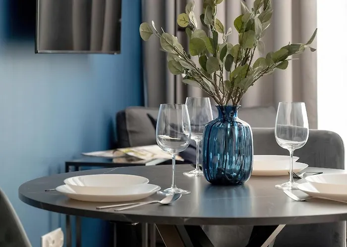 דירה Eleganckie We Wroclawiu Z Parkingiem I Biurkiem Do Pracy Zdalnej By Renters