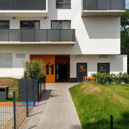 Eleganckie We Wroclawiu Z Parkingiem I Biurkiem Do Pracy Zdalnej By Renters