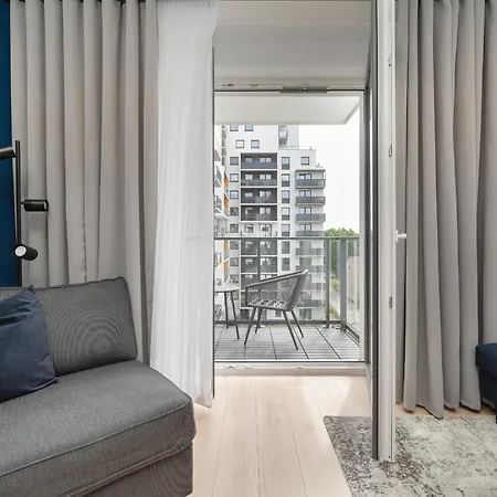 Apartment Eleganckie We Wroclawiu Z Parkingiem I Biurkiem Do Pracy Zdalnej By Renters *