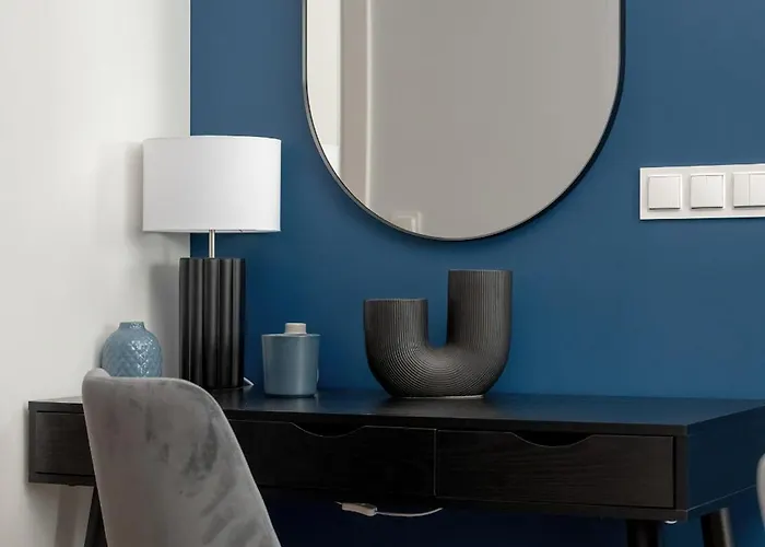 Eleganckie We Wroclawiu Z Parkingiem I Biurkiem Do Pracy Zdalnej By Renters アパート